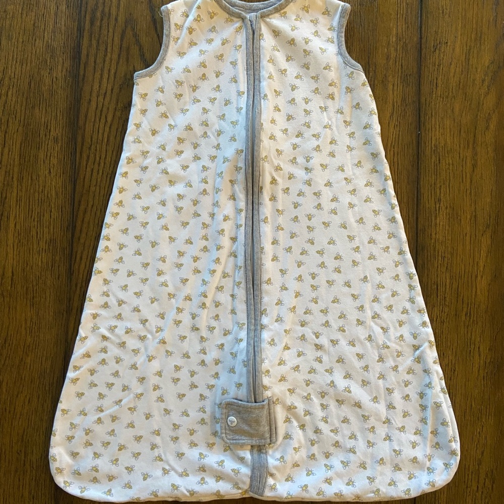 SOLD Burt’s Bees Baby Beekeeper Wearable Blanket Size Small